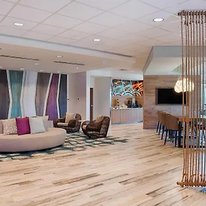 Fairfield & By Marriott Clearwater Hotell